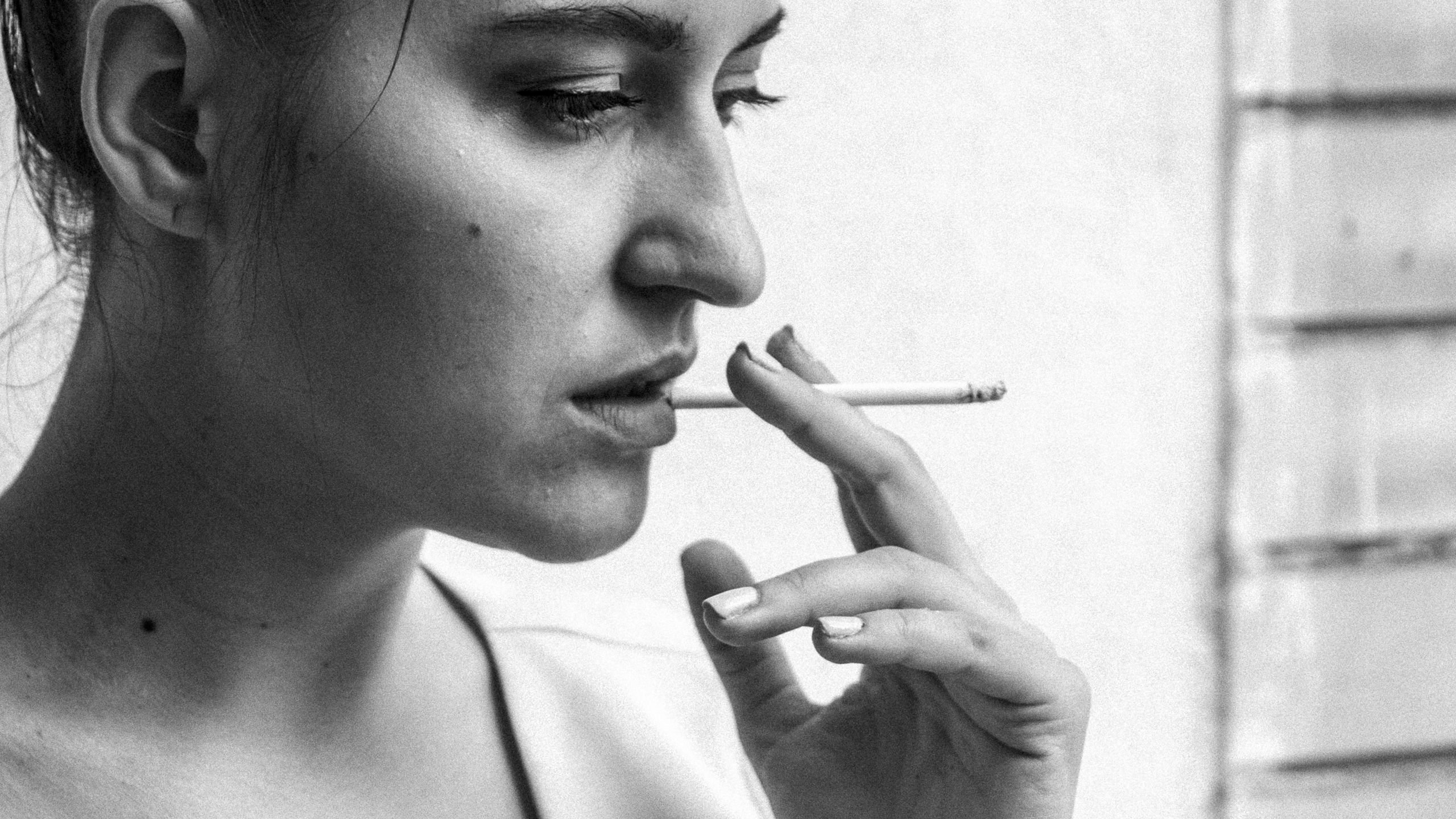 Girl smoking thin cigarettes images