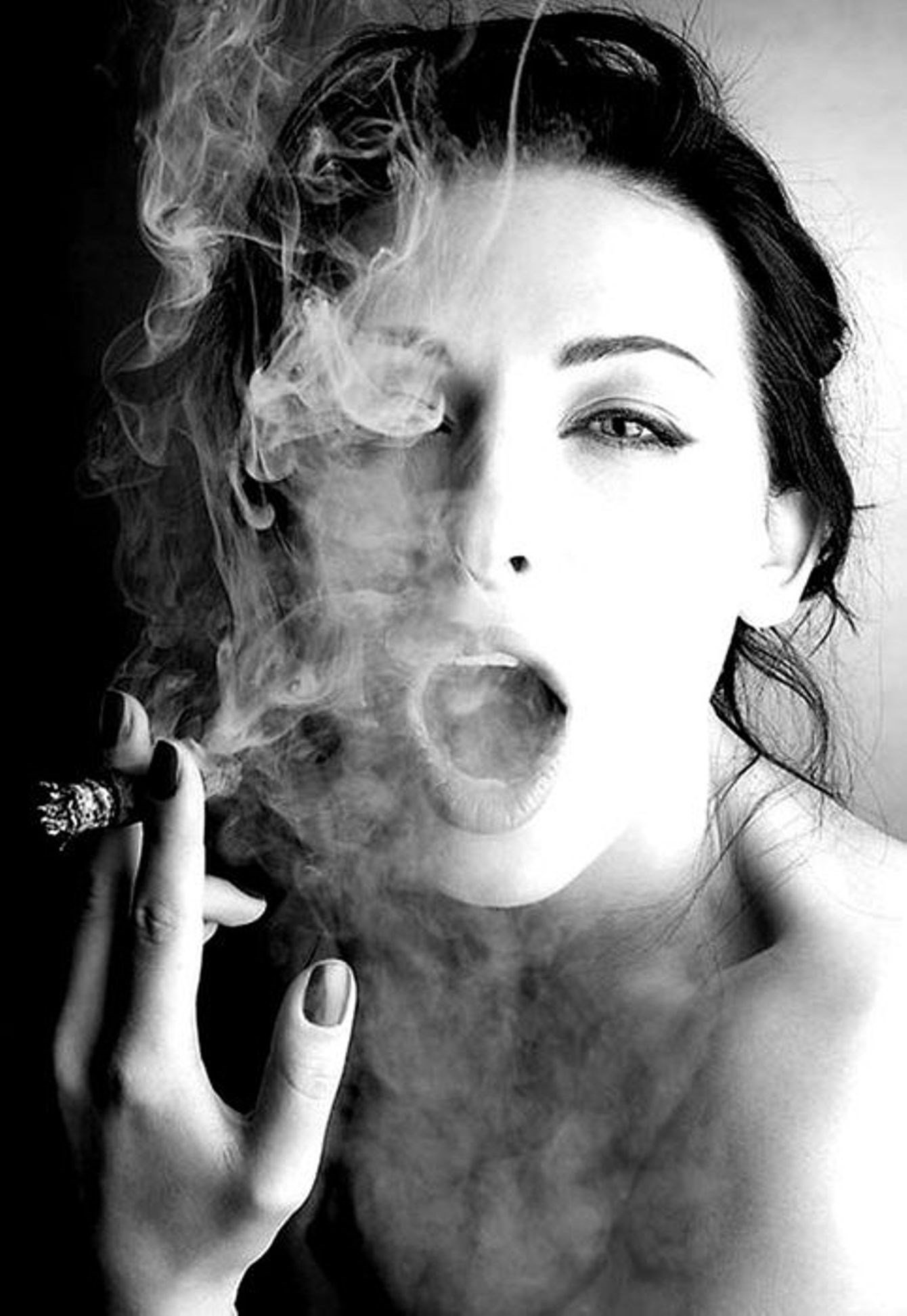 Girl smoking thin cigarettes images