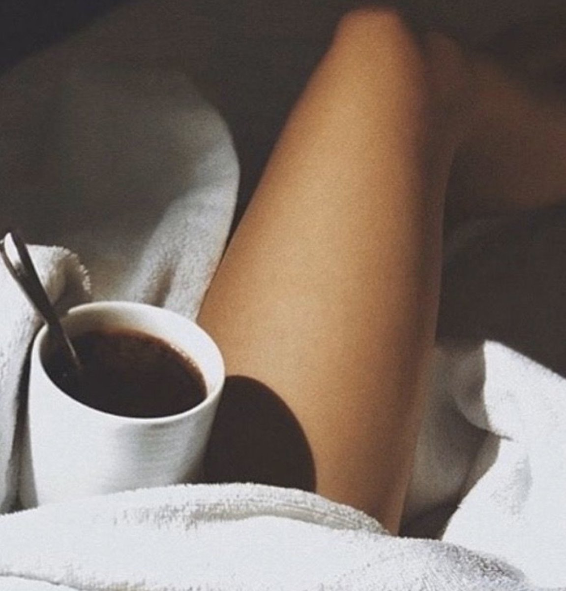 Порно утром хорошая зарядка и альтернатива чашке кофе или еде.