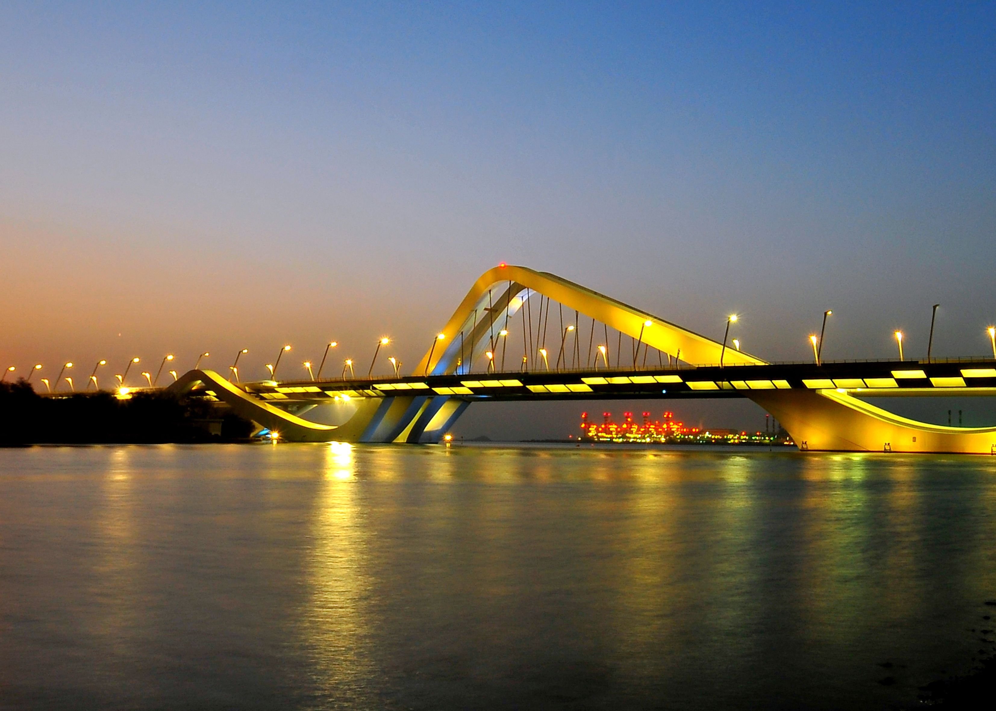 Абу-Даби, ОАЭ мост шейха Зайеда, 2010