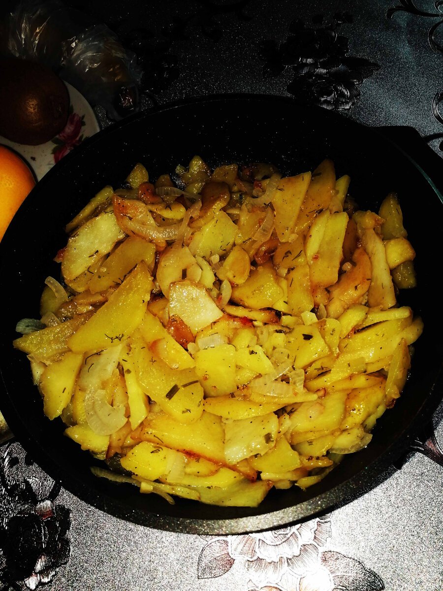 Жареная картошка без лука на сковороде рецепт с фото