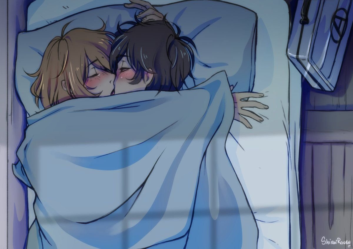 Аниме обнимаются в кровати