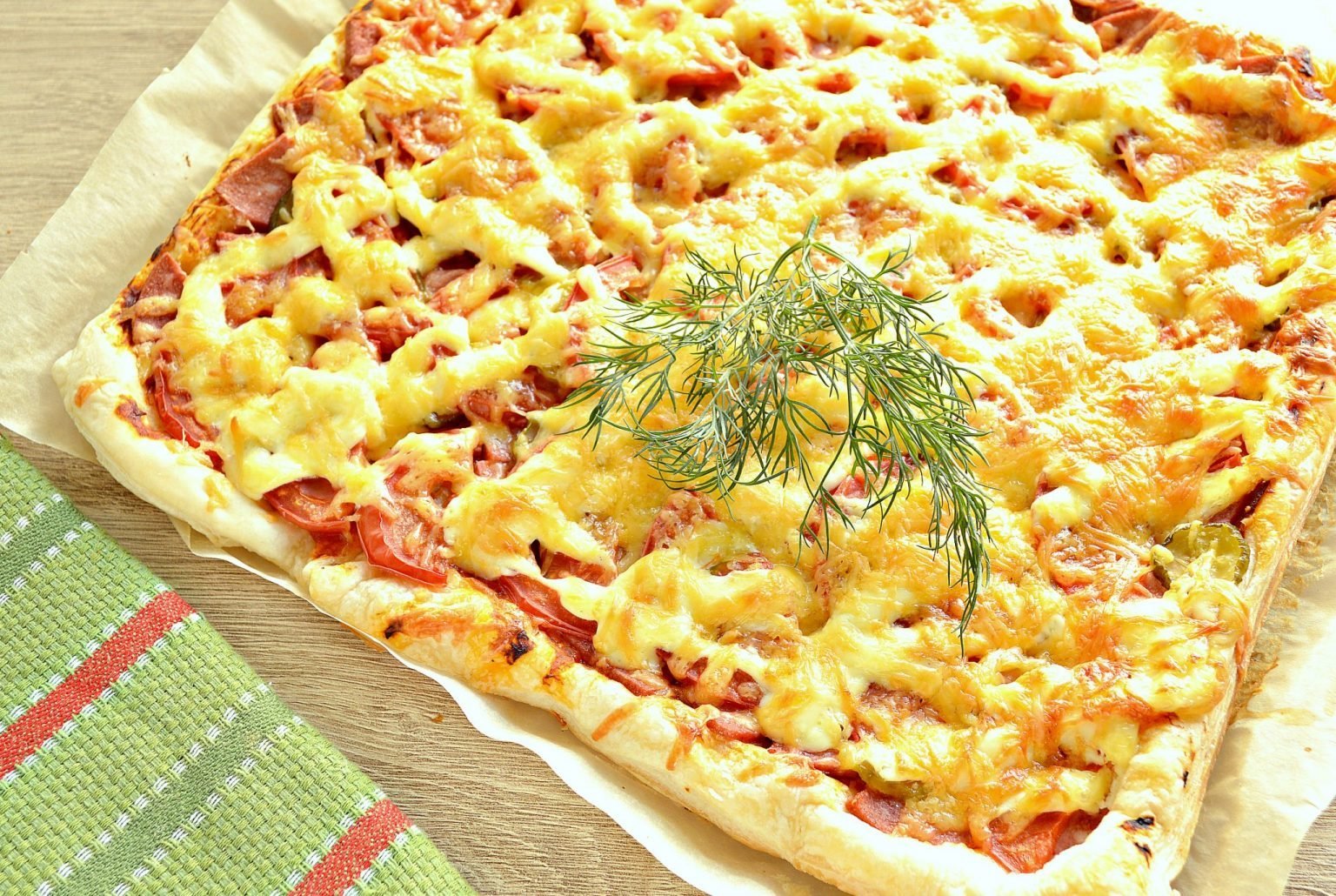 пицца 4 сыра на слоеном тесте в духовке рецепт фото 76