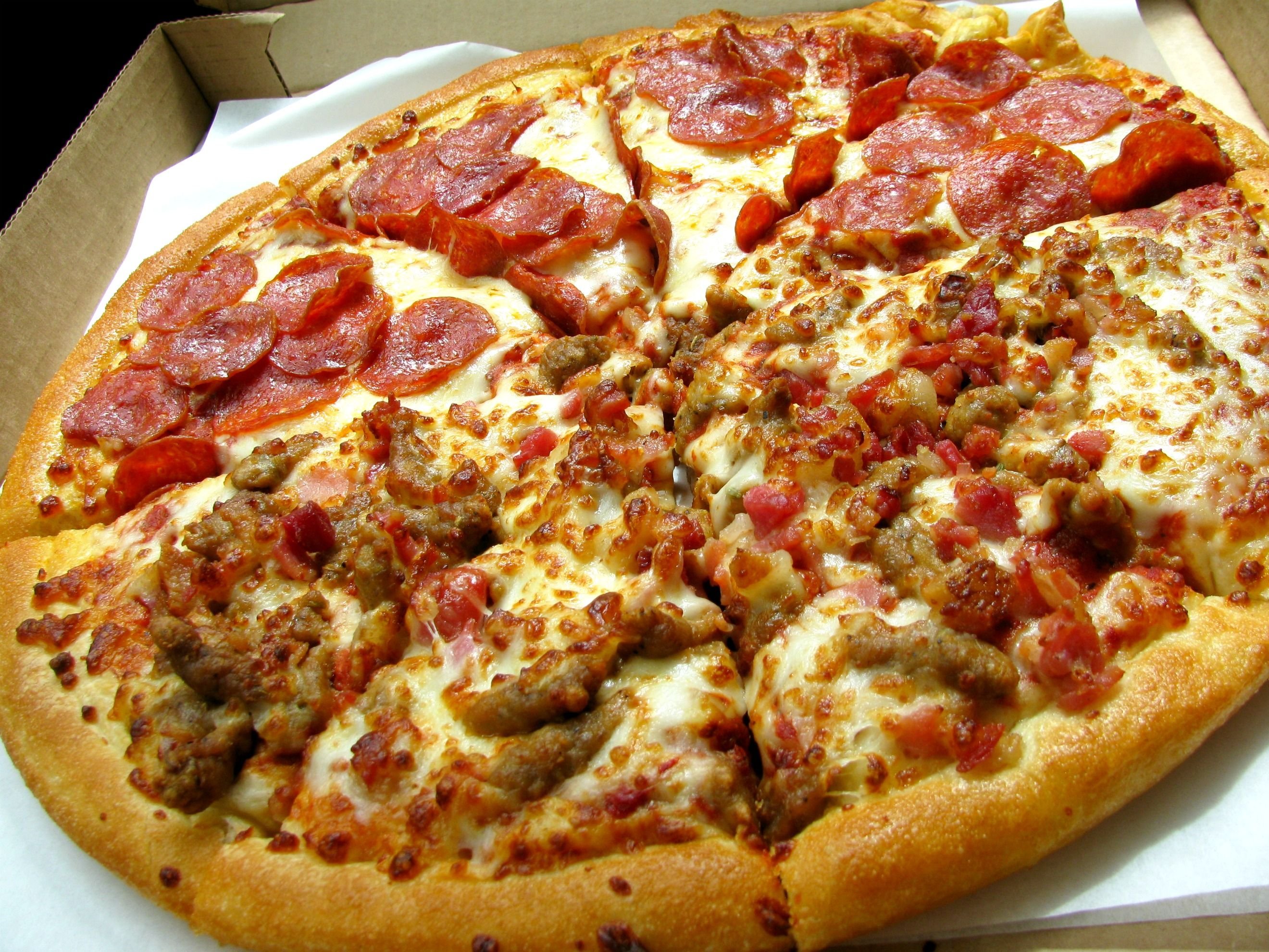 я хочу половину от четырех пицц пепперони хорошая фото 5