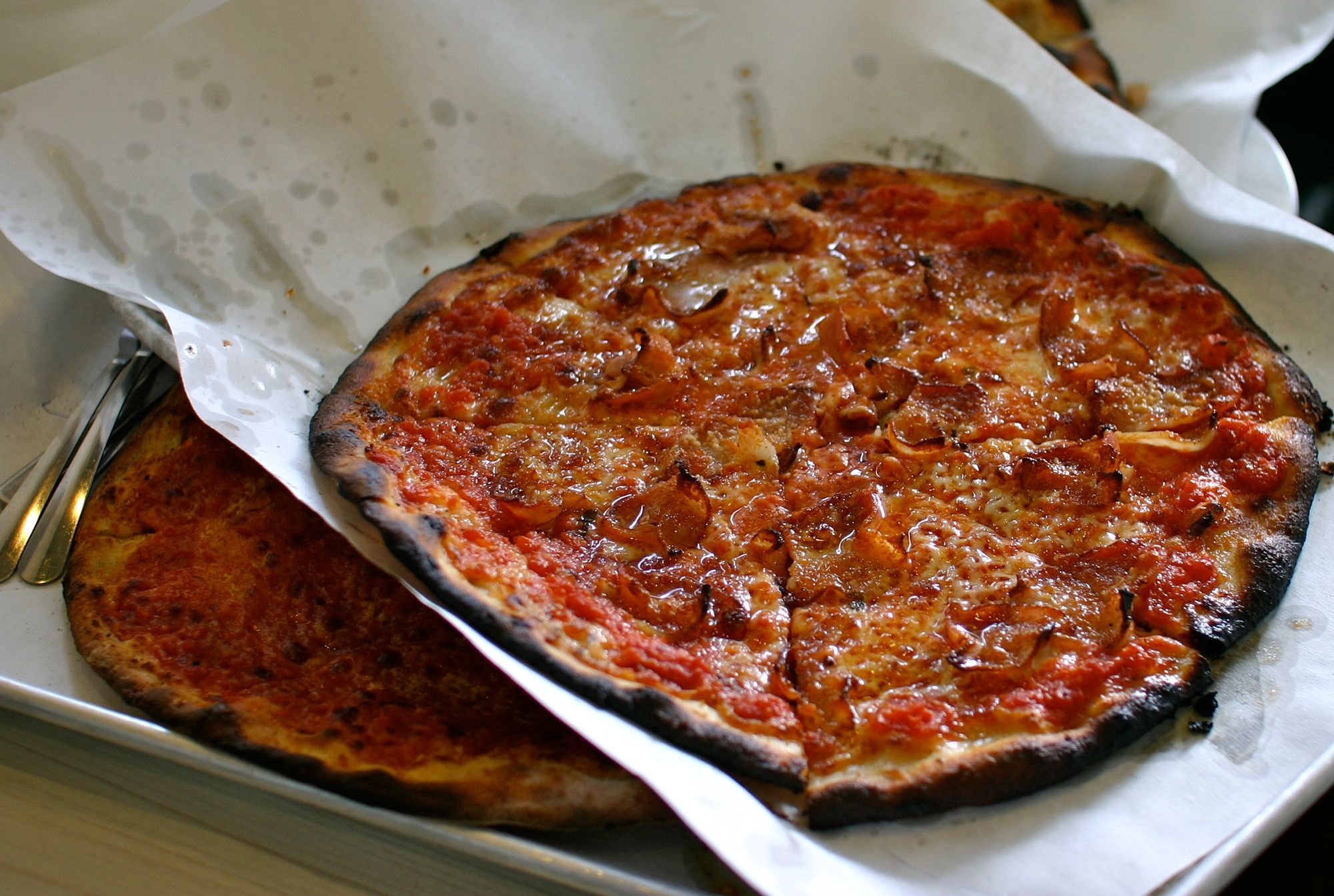 почему подгорела пицца в духовке фото 8