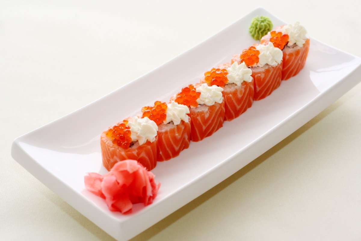 Красивая подача суши