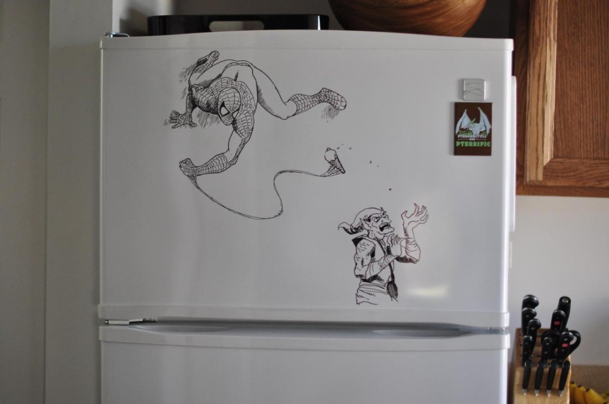 Холодильник смешной рисунок